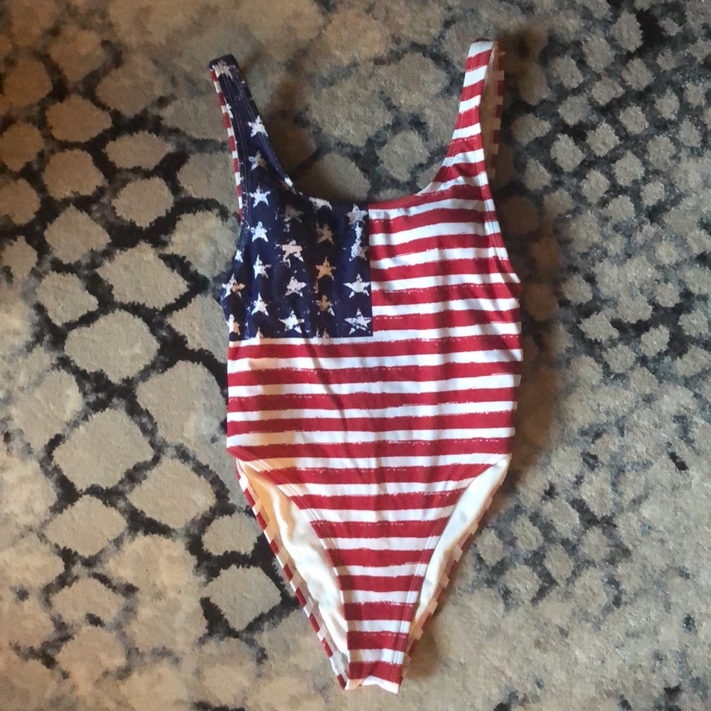 Xhilaration American Flag one piece size Juniors M